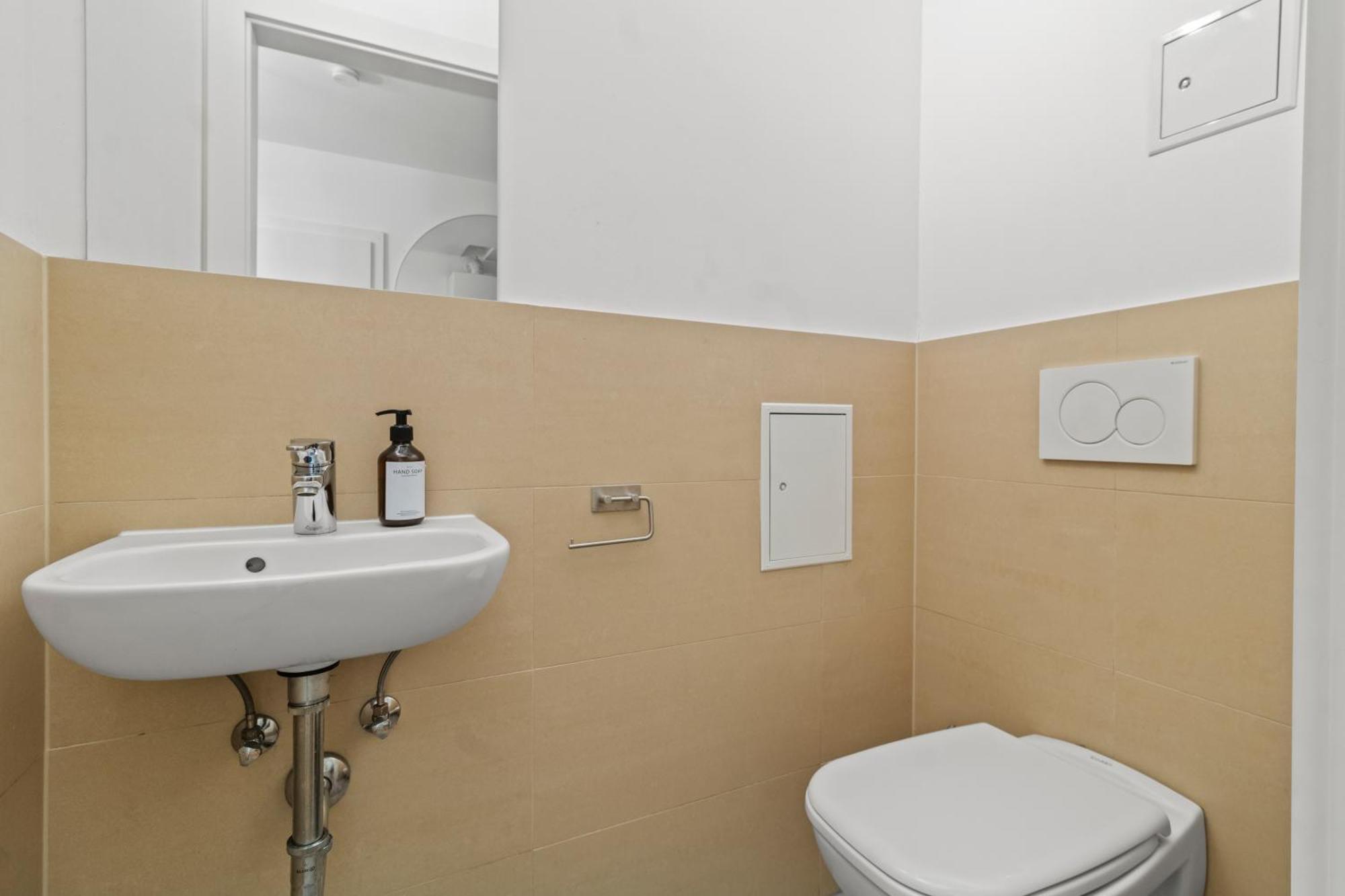 City Apartment, Two Metro Stations To Hauptbahnhof Βιέννη Εξωτερικό φωτογραφία